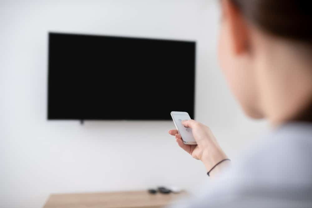 How to Clean a TV Screen